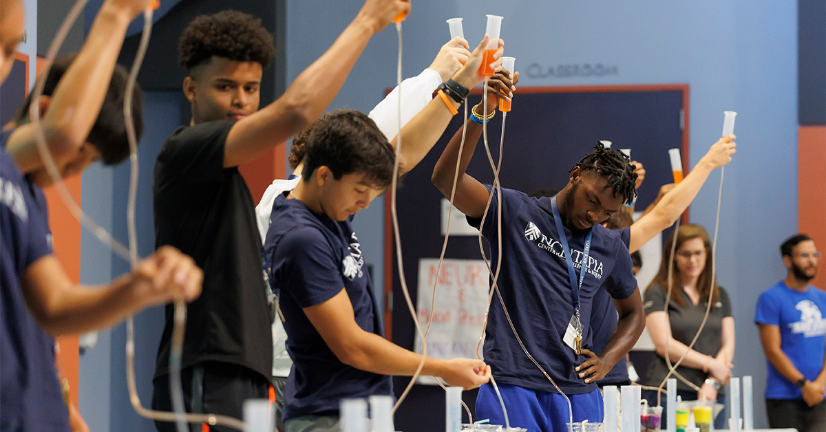 Students at CO2 camp at Rice University participating in an experiment